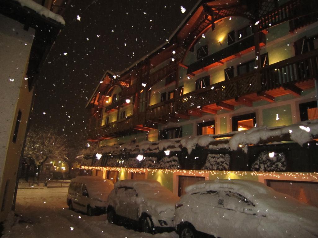 Hotel Alpina Pinzolo Exterior foto